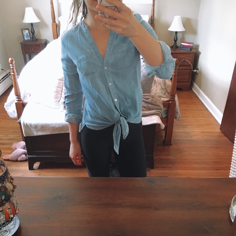CANDIE’S 3/4 Roll Up Sleeve Button Down Jean Top S